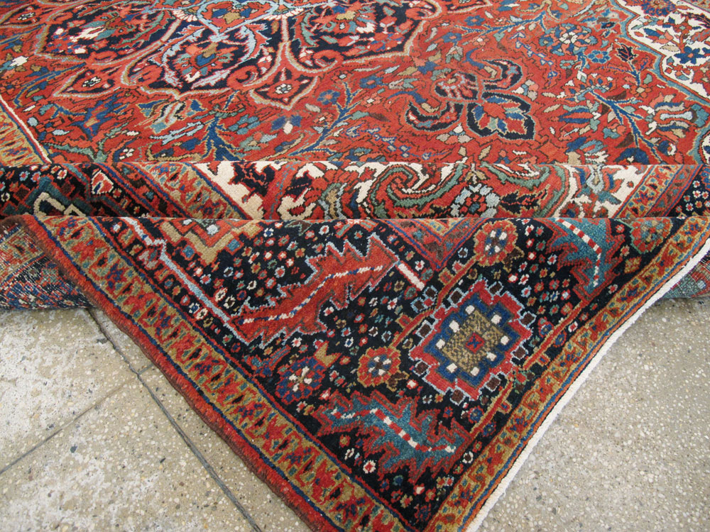 Vintage Persian Heriz Carpet, No.21148 - Gss