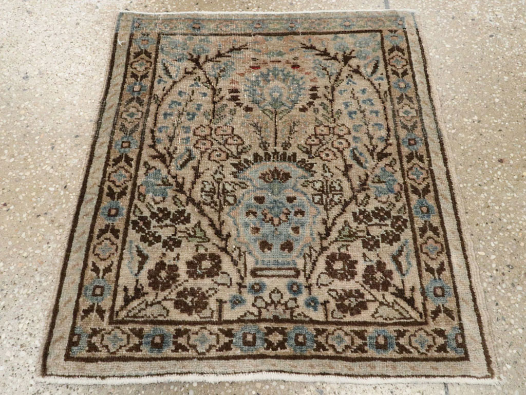 Antique Persian Mashad Rug, No.21156 - Gss