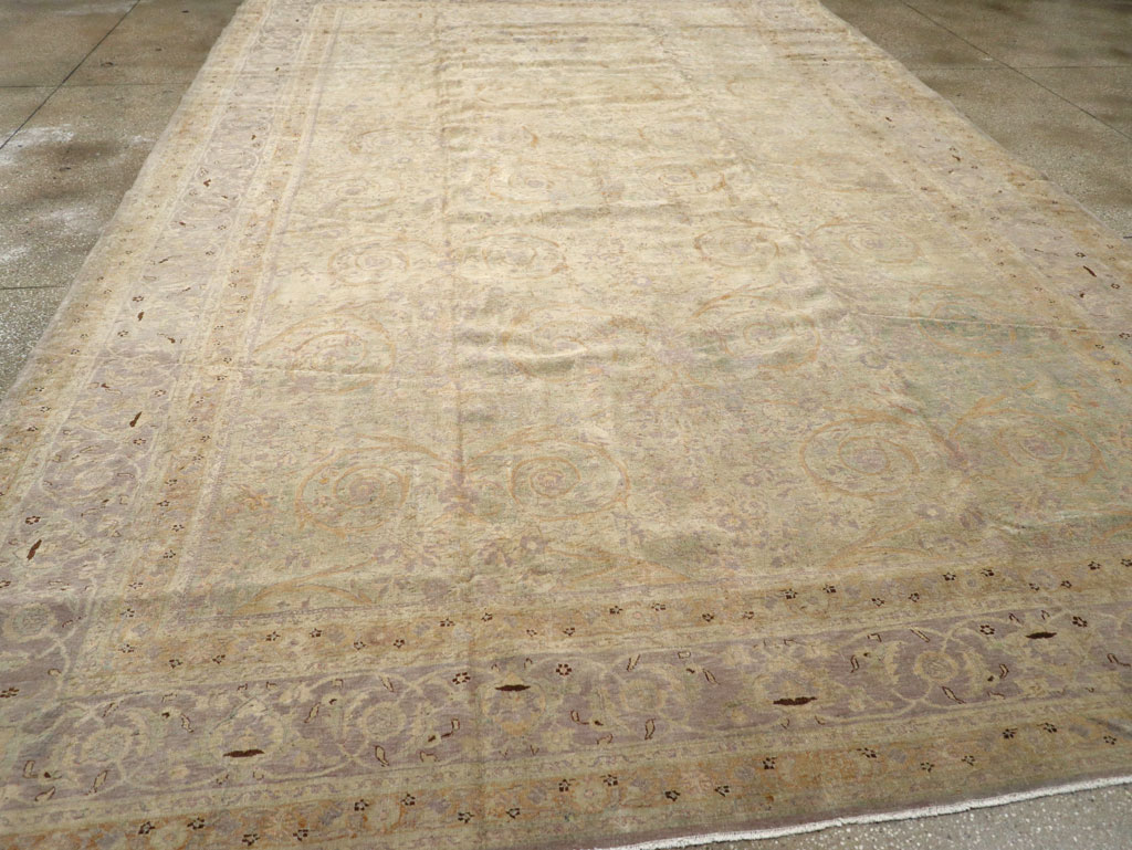 Antique Persian Tabriz  Carpet, No.21197 - Gss