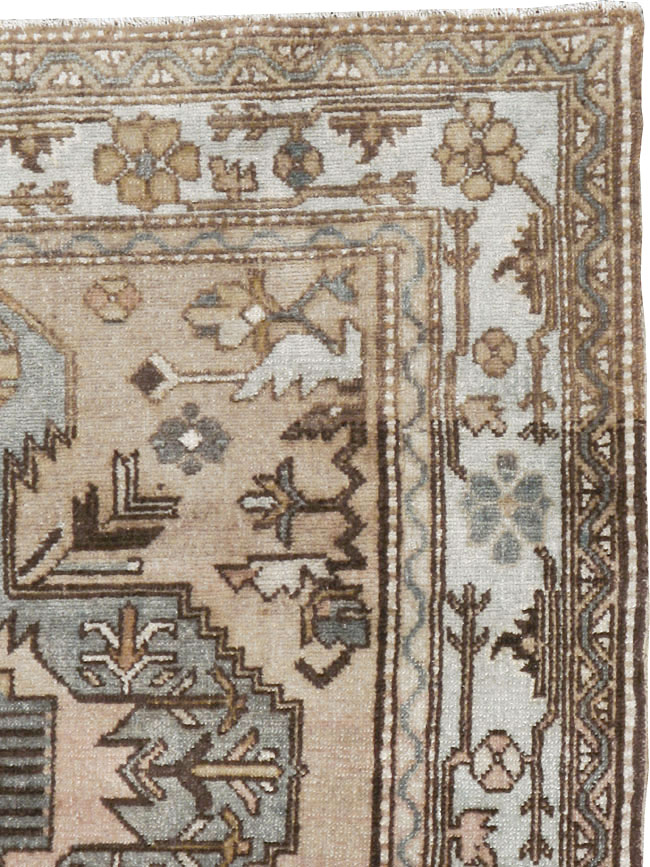 Vintage Persian Northwest Rug, No.21201 - Gss