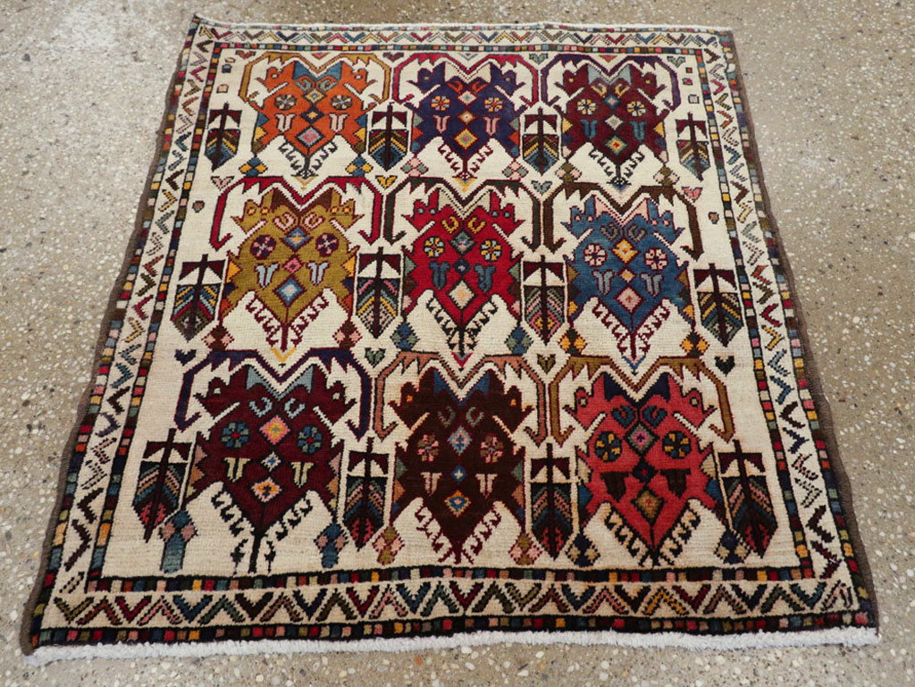 Antique Persian Afshar Rug, No.21274 - Gss
