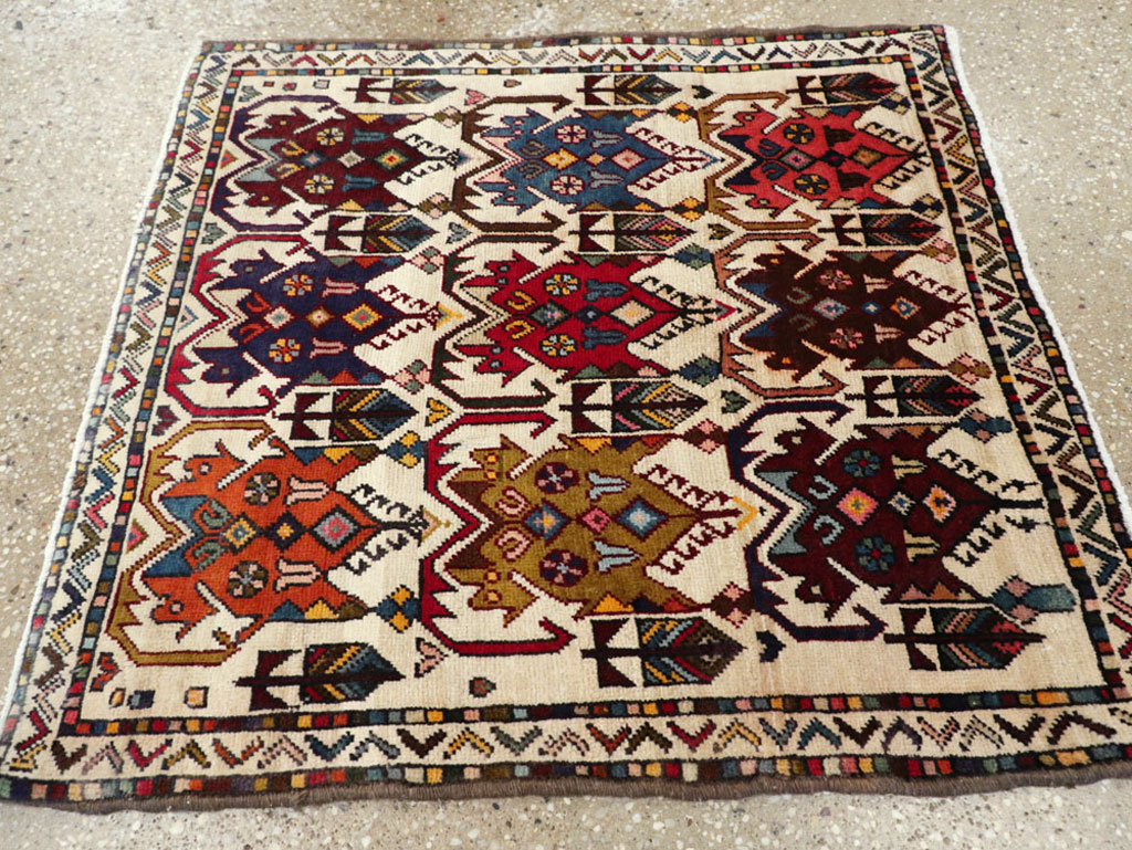 Antique Persian Afshar Rug, No.21274 - Gss