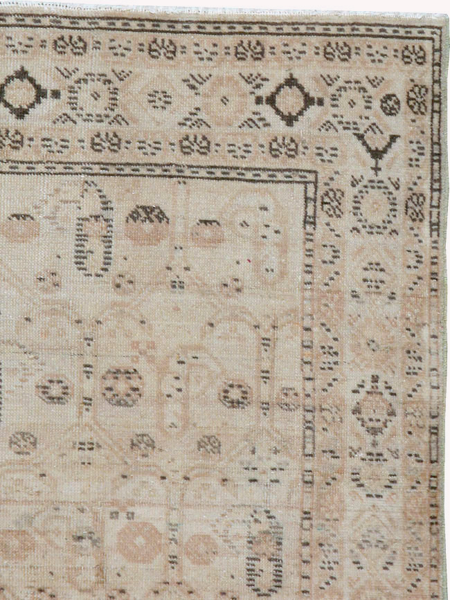 Vintage Persian Afshar Accent Rug, No.21280 - Gss