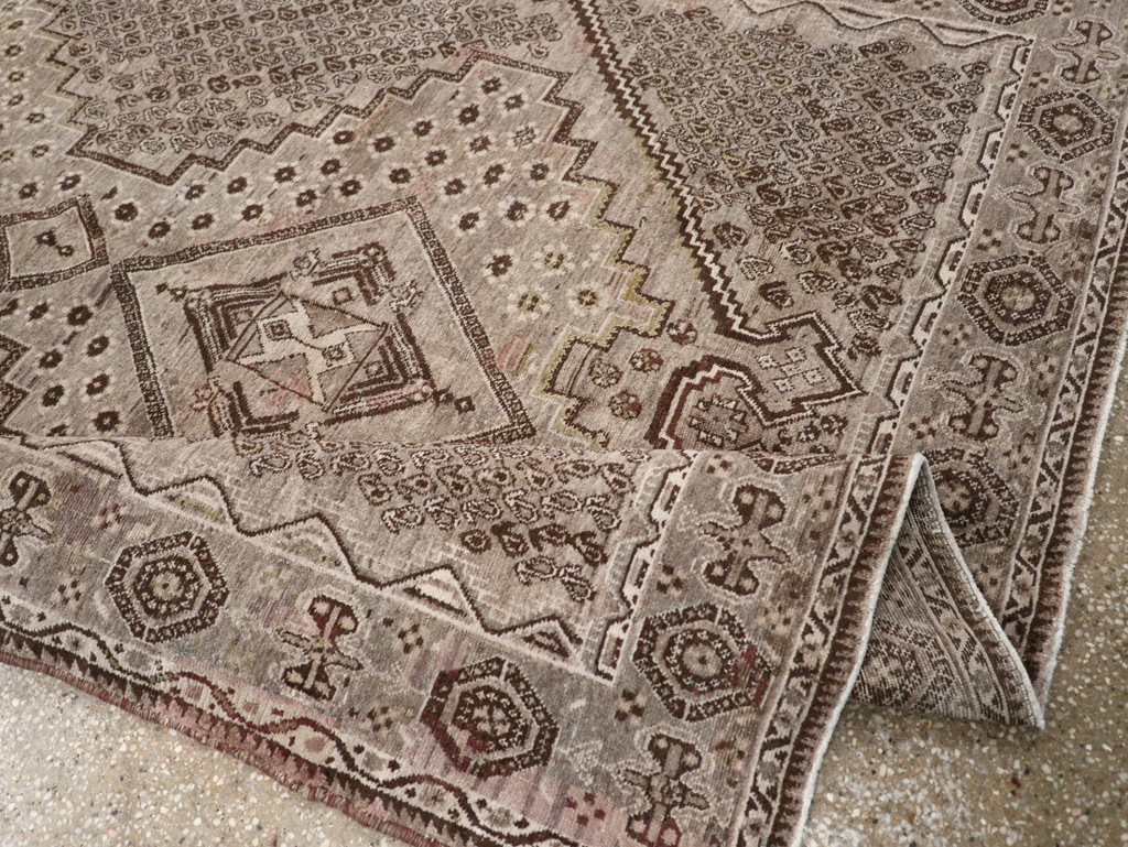 Vintage Persian Afshar Rug, No.21309 - Gss