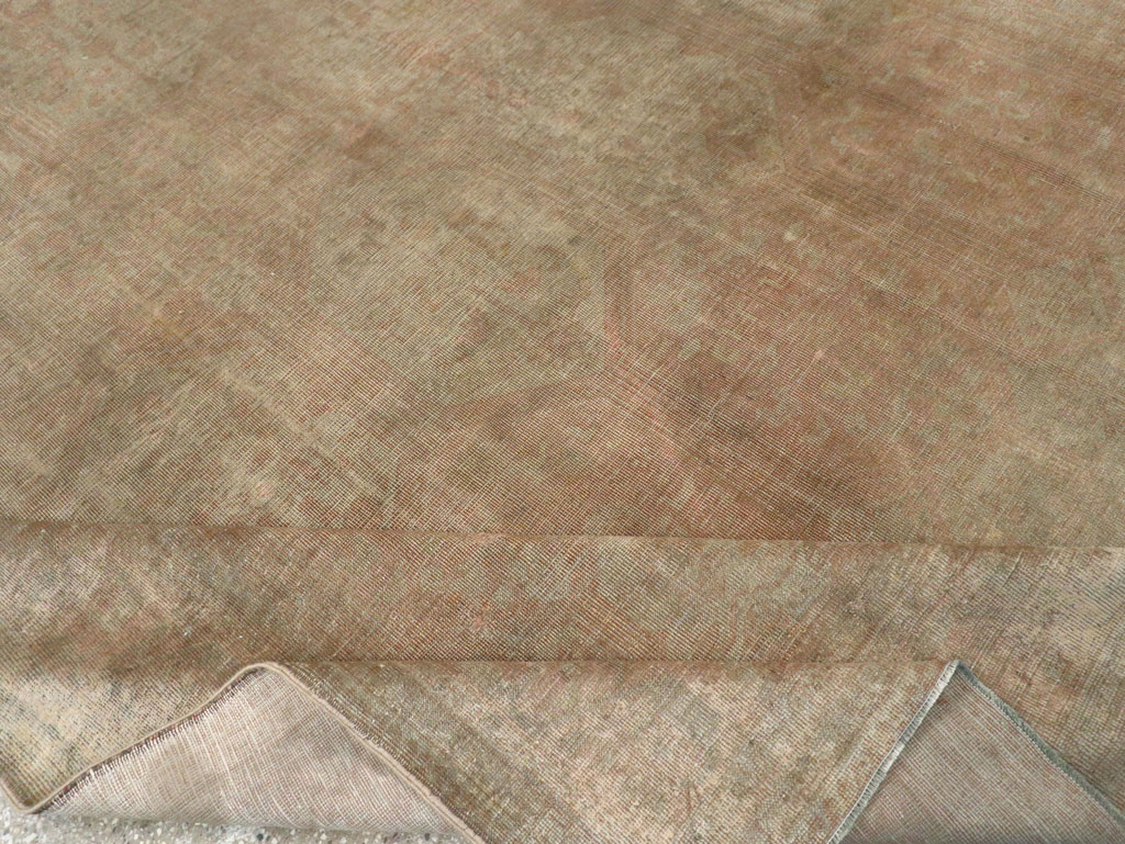 Antique Turkish Sivas Distressed Rug, No.21325 - Gss