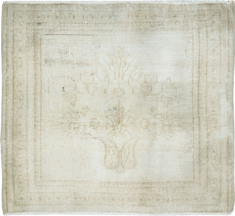 Antique Persian Sarouk Rug, No.21343 - Gss