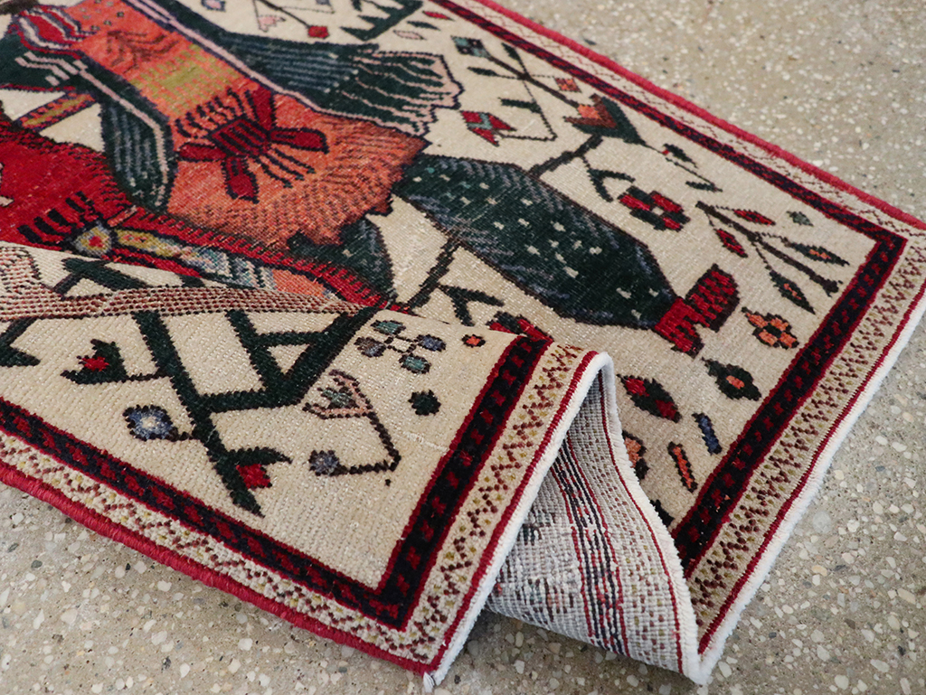 Vintage Persian Tabriz Pictorial Rug, No.21395 - Gss