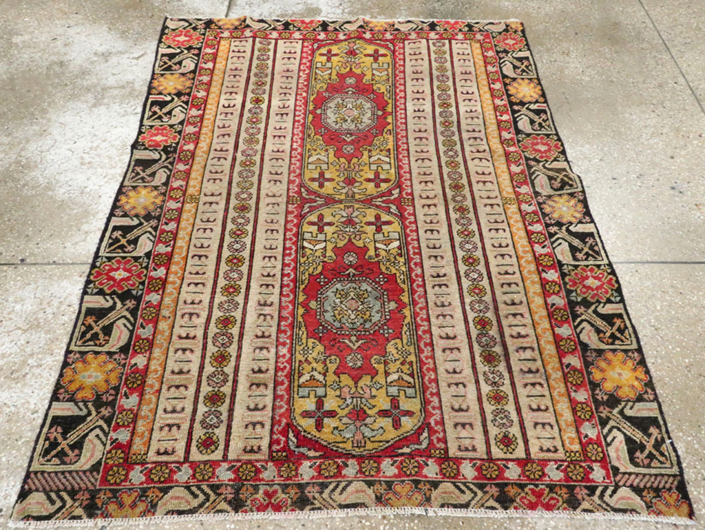 Antique Turkish Ghiordes Rug, No.21425 - Gss
