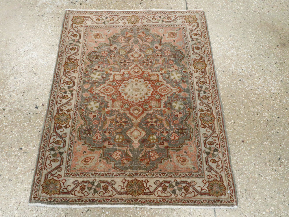 Vintage Persian Sarouk Rug, No.21428 - Gss