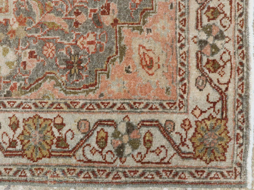 Vintage Persian Sarouk Rug, No.21428 - Gss