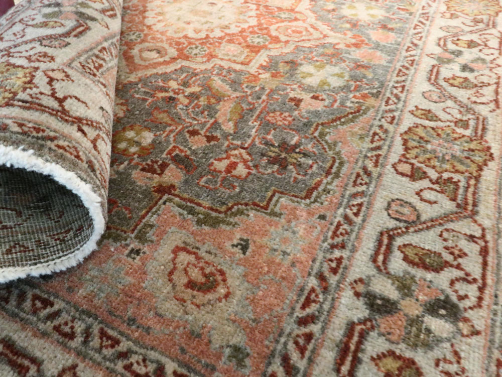 Vintage Persian Sarouk Rug, No.21428 - Gss