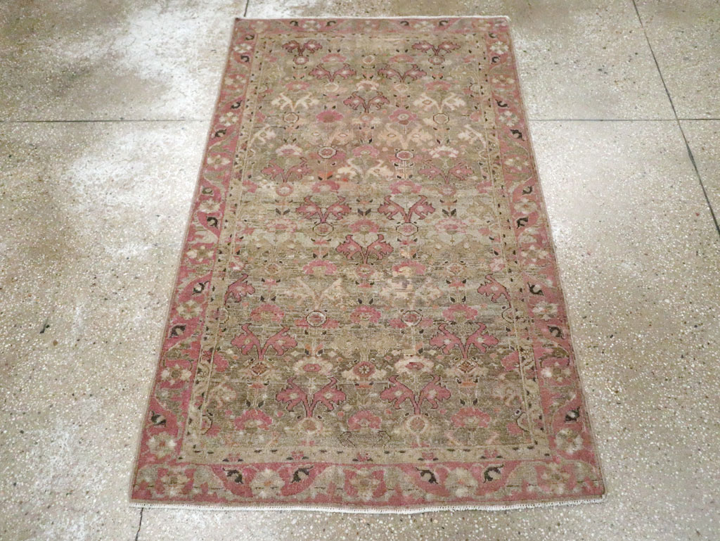 Antique Persian Malayer Throw Rug, No.21448 - Gss