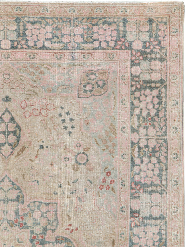 Vintage Persian Tabriz Accent Rug, No.21470 - Gss