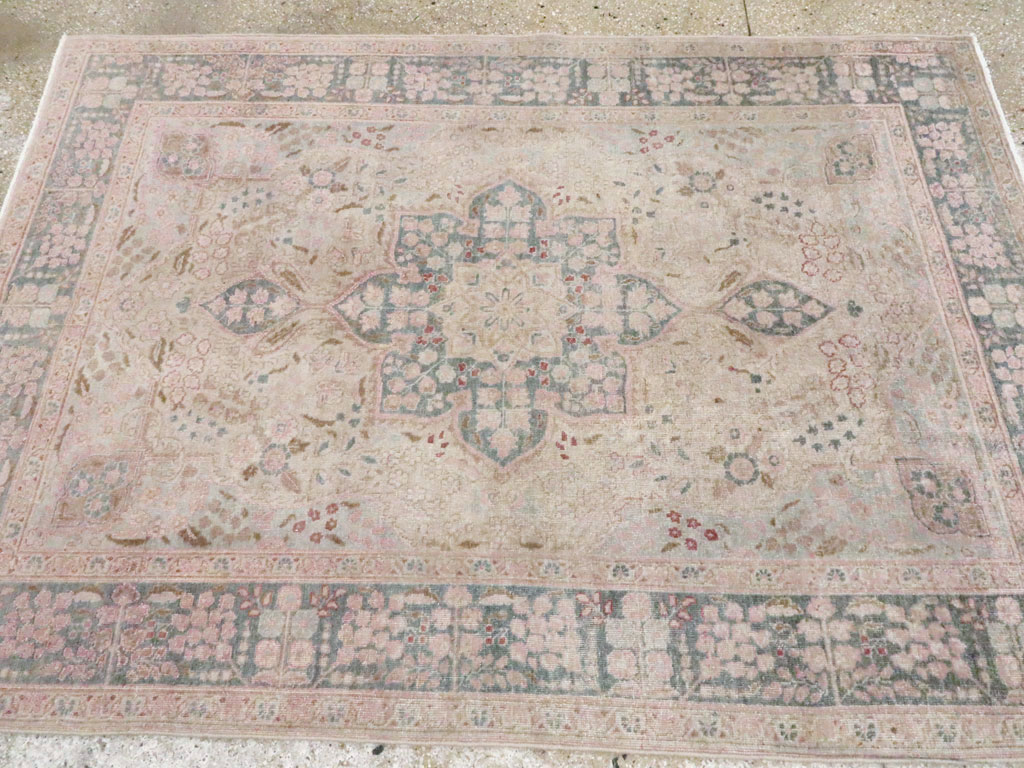 Vintage Persian Tabriz Accent Rug, No.21470 - Gss