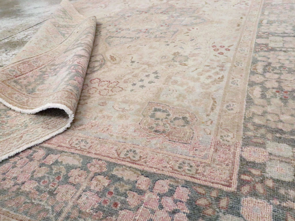 Vintage Persian Tabriz Accent Rug, No.21470 - Gss
