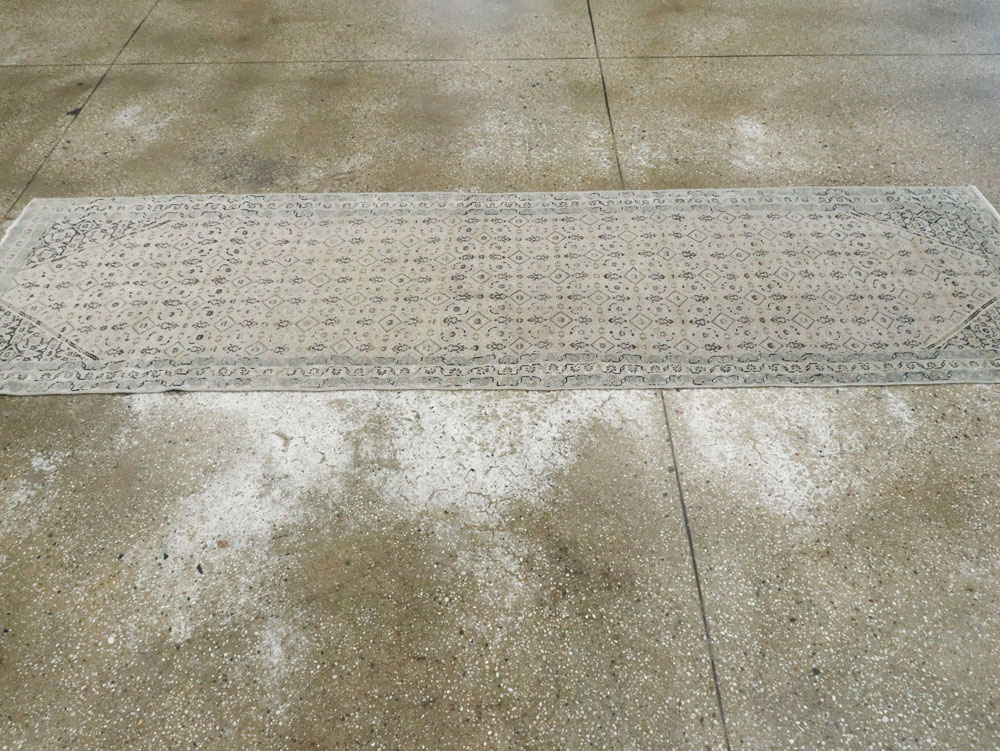 Vintage Persian Tabriz Runner, No.21676 - Gss