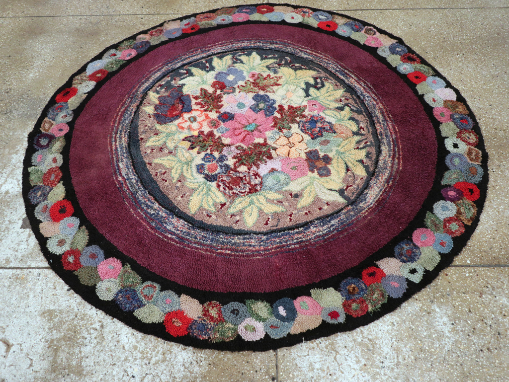 Antique American Hook Rug, No.21716 - Gss