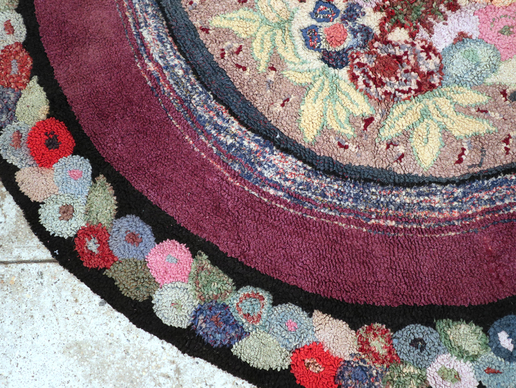 Antique American Hook Rug, No.21716 - Gss