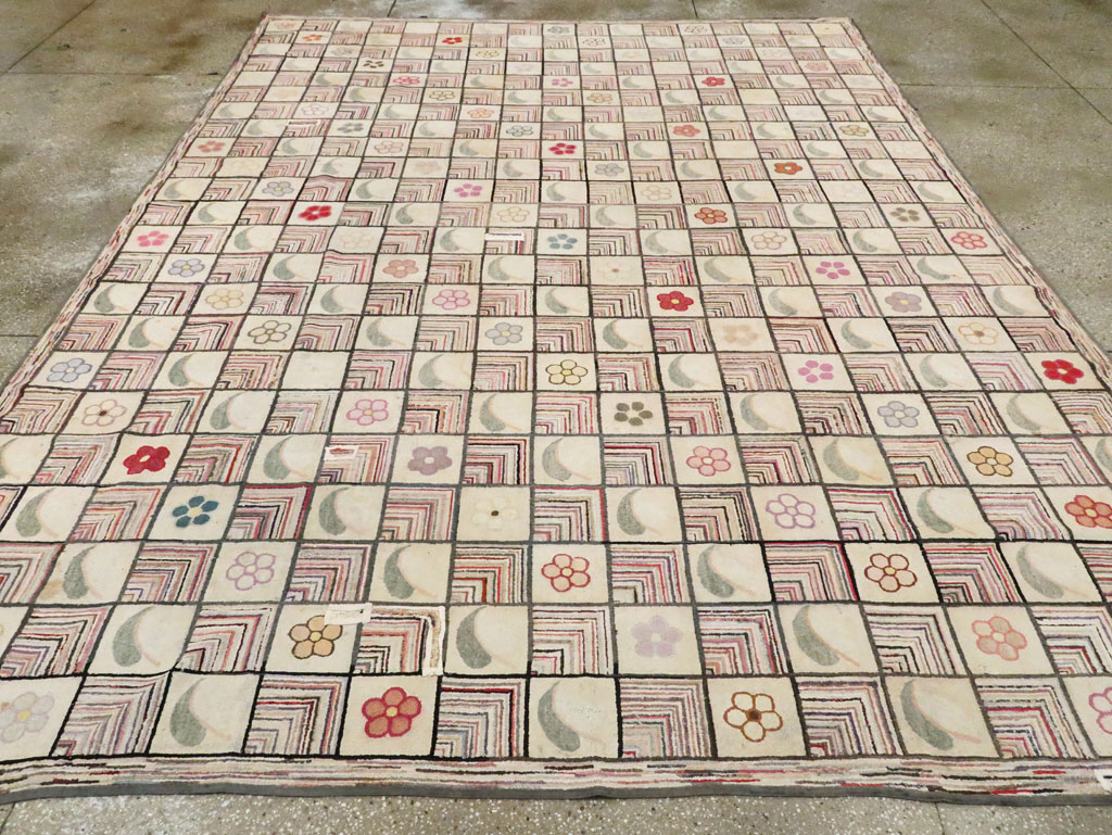 Antiqiue American Hook Rug, No.21751 - Gss