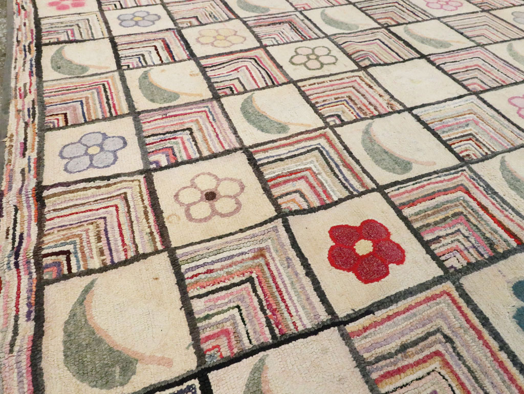 Antiqiue American Hook Rug, No.21751 - Gss