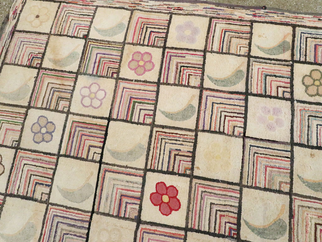 Antiqiue American Hook Rug, No.21751 - Gss