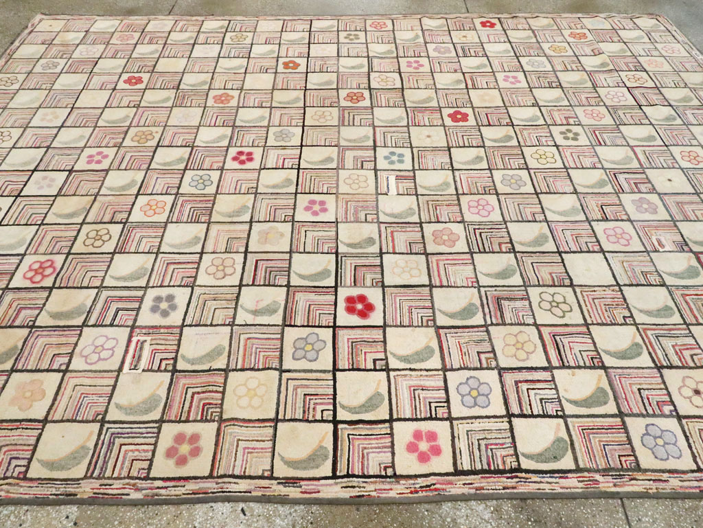 Antiqiue American Hook Rug, No.21751 - Gss