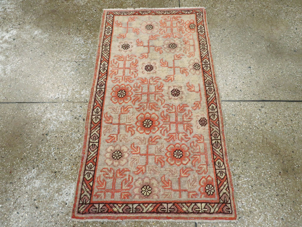Vintage East Turkestan Khotan Rug, No.21842 - Gss