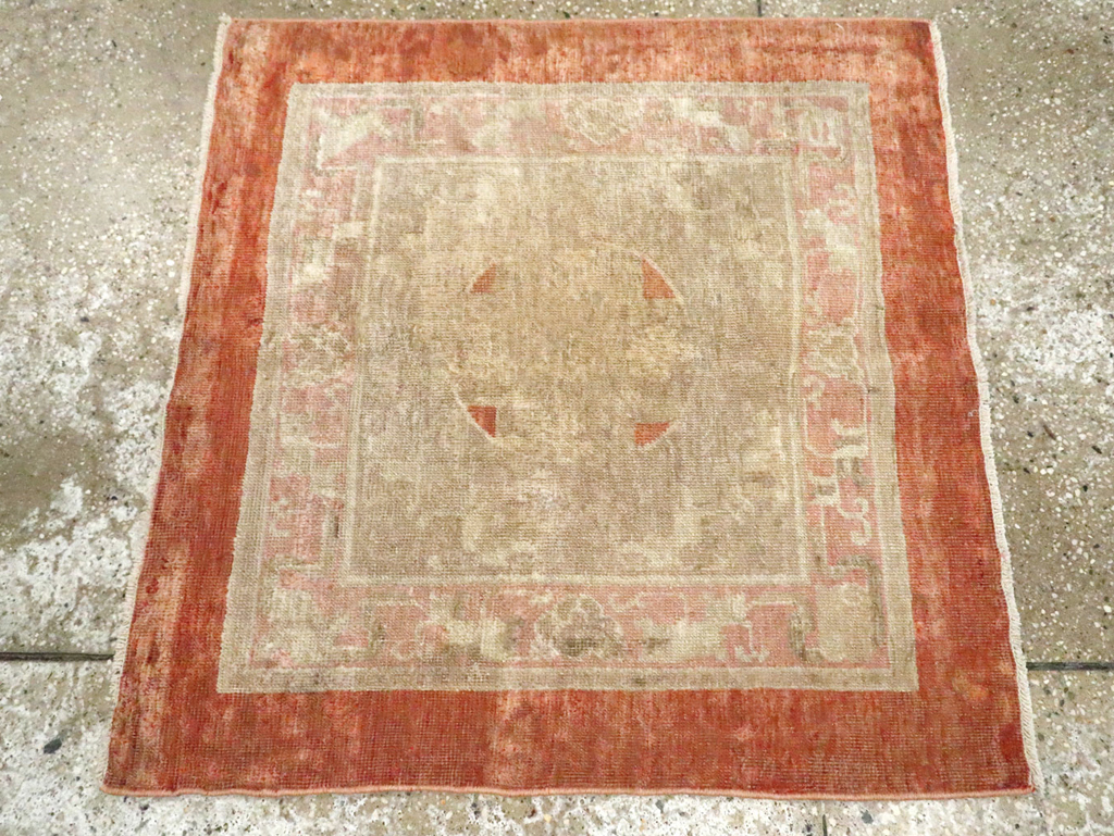 Vintage east Turkestan Khotan Square Rug, No.21843 - Gss