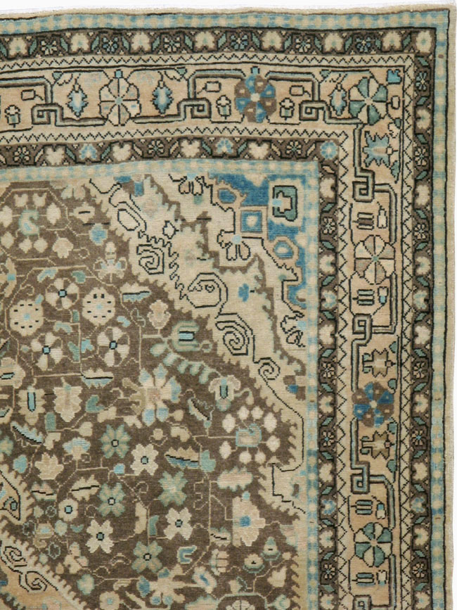 Antique Persian Sarouk Rug, No.21865 - Gss