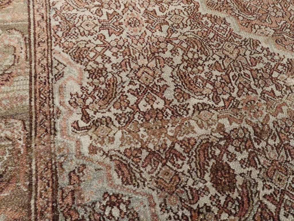Antique Persian Bibikabad Rug, No.21874 - Gss