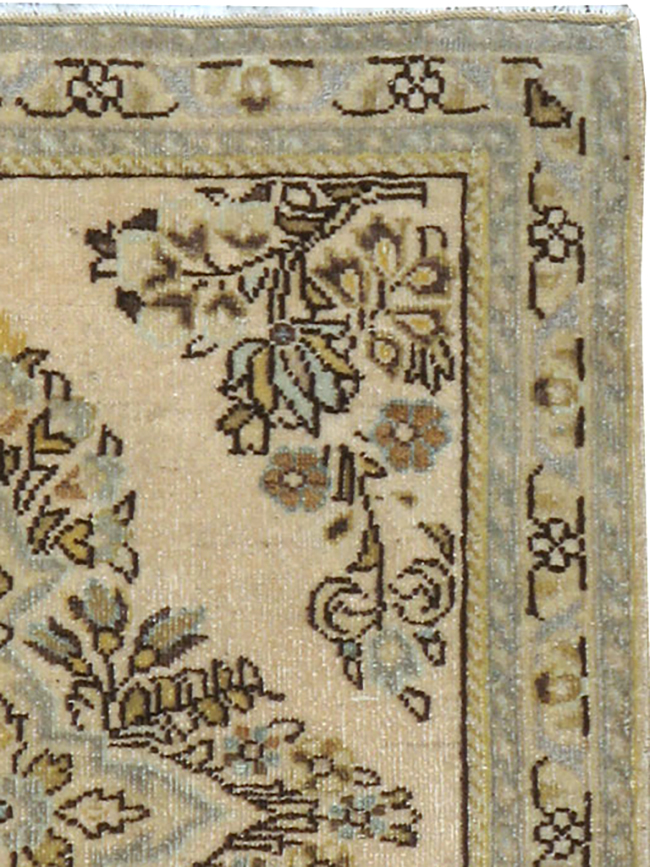 Vintage Persian Sarouk Rug, No.21877 - Gss