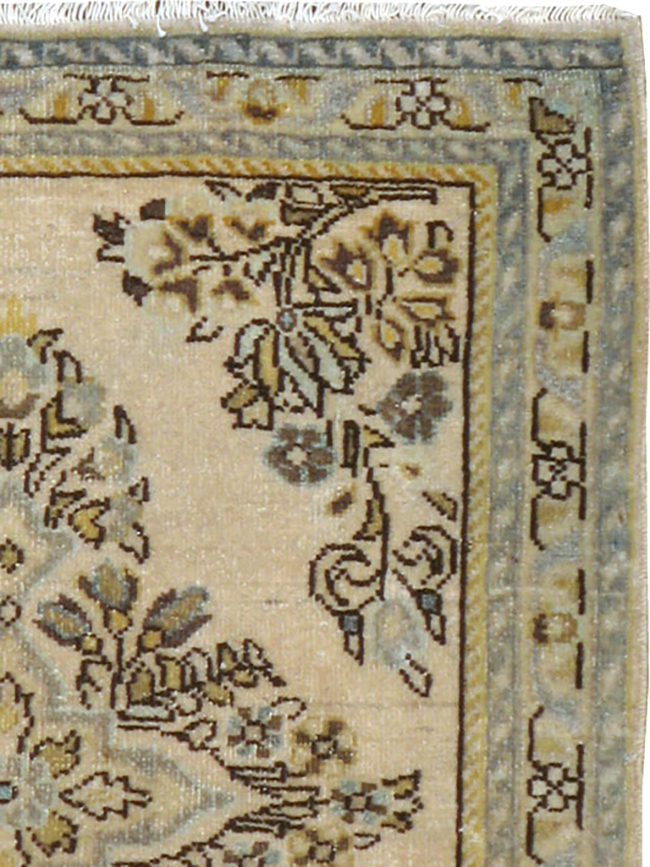 Vintage Persian Sarouk Rug, No.21877 - Gss