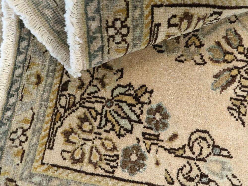 Vintage Persian Sarouk Rug, No.21877 - Gss