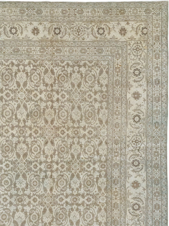 Antique Persian Tabriz Carpet, No.21910 - Gss