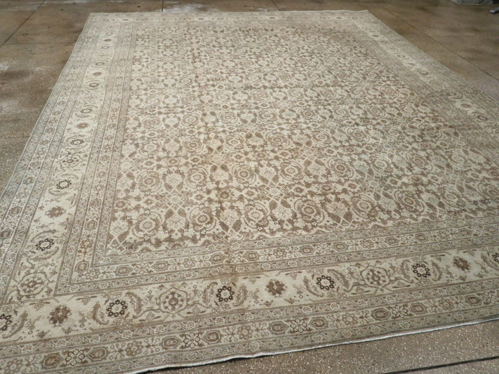 Antique Persian Tabriz Carpet, No.21910 - Gss