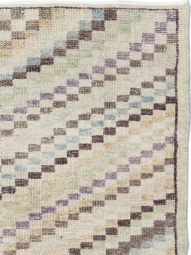 Vintage Anatolian Rug, No.21927 - Gss