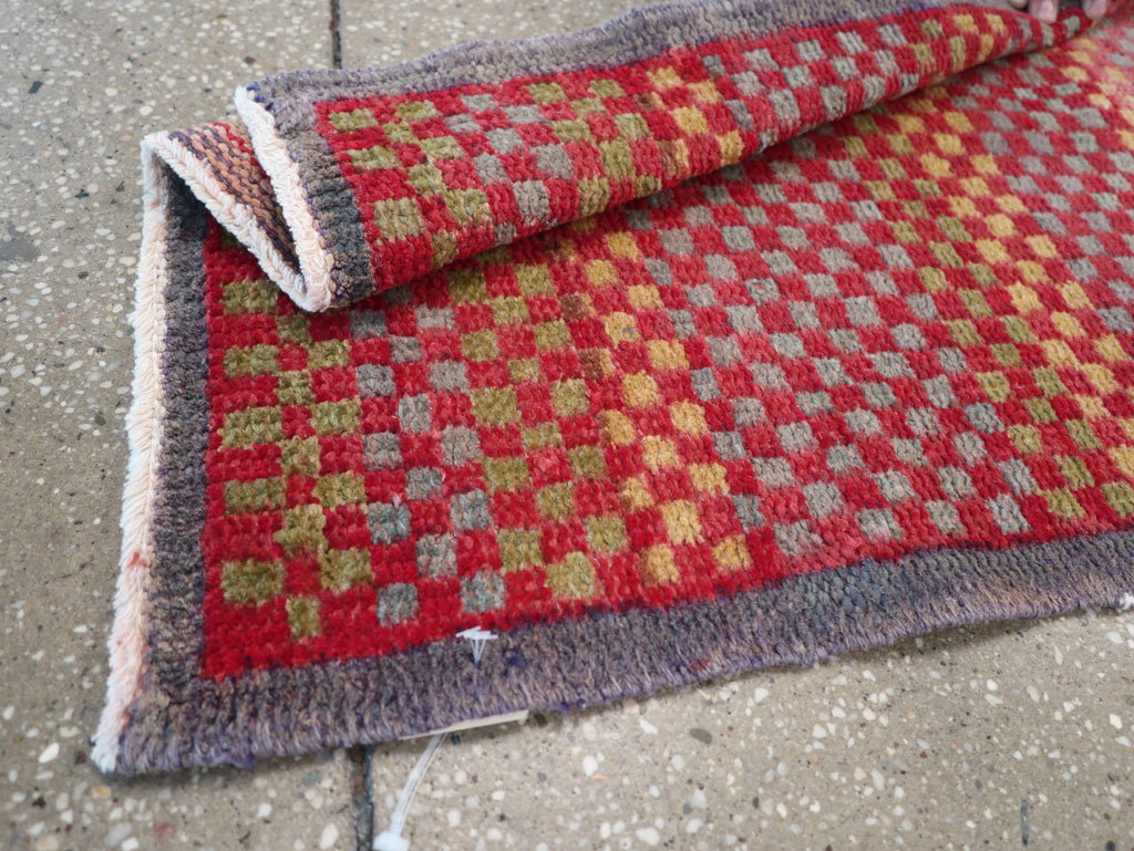 Vintage Turkish Anatolian Small Runner, No.21929 - Gss