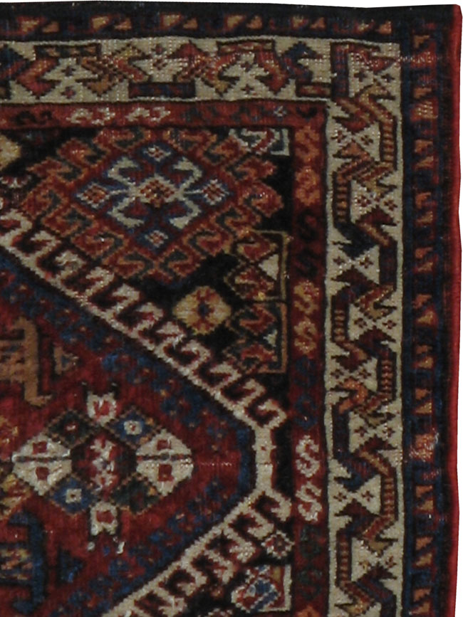 Antique Persian Qashqai Rug, No.22076 - Gss