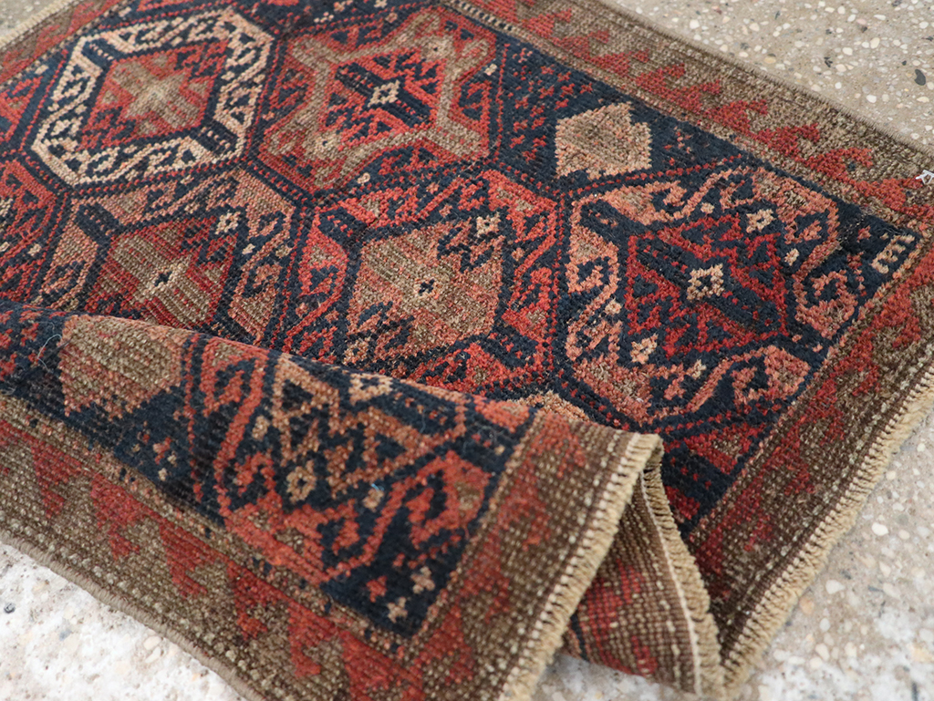 Antique Persian Baluch Throw Rug, No.22078 - Gss