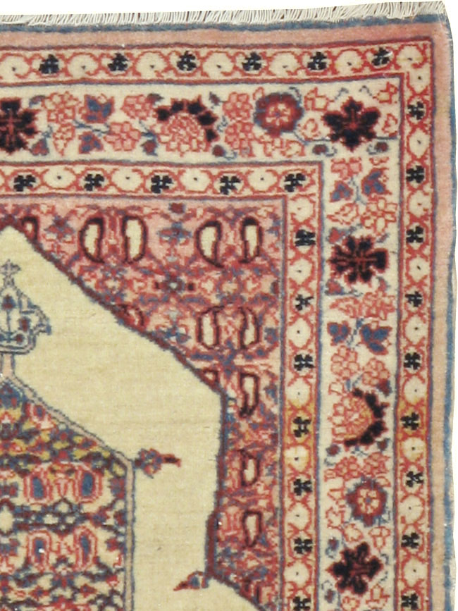 Antique Persian Tabriz Hagi Jilili Rug, No.22130 - Gss