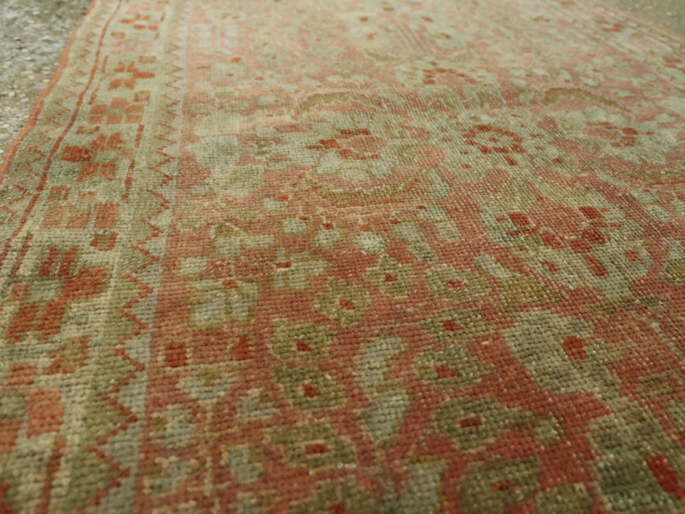 Antique Persian Sarouk Rug, No.22134 - Gss