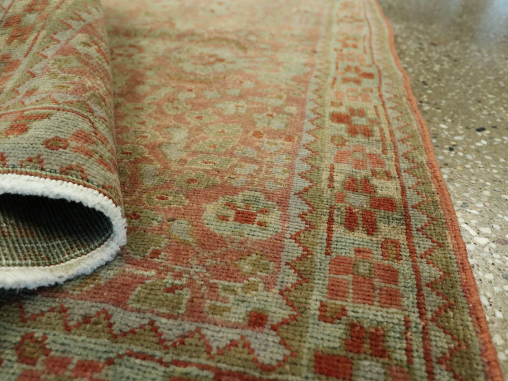 Antique Persian Sarouk Rug, No.22134 - Gss