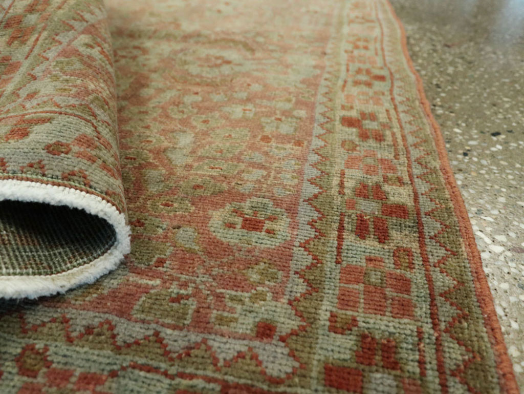 Antique Persian Sarouk Rug, No.22134 - Gss