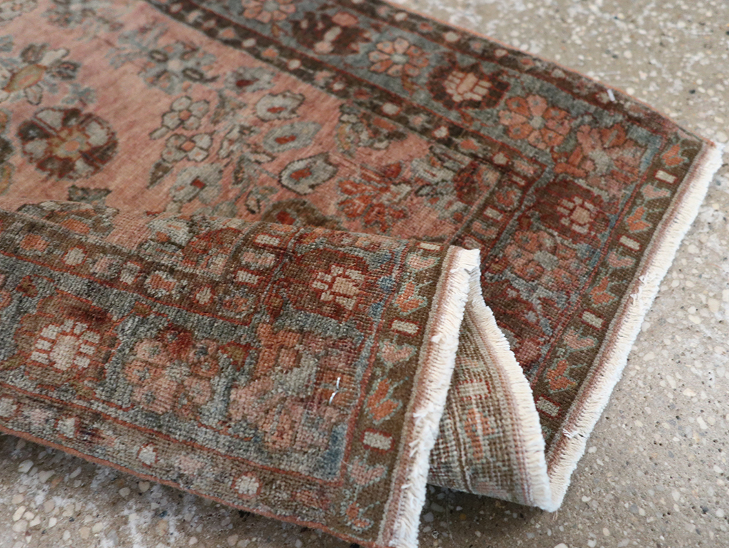 Antique Persian Sarouk Throw Rug, No.22136 - Gss