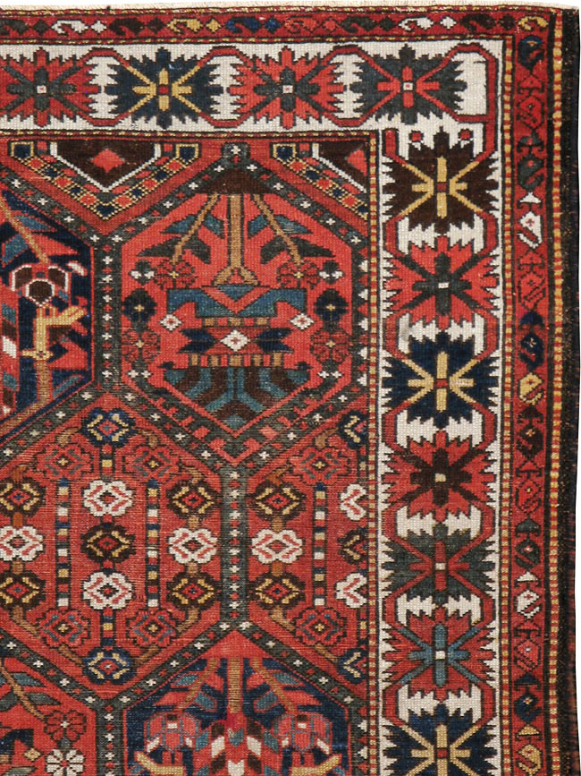 Vintage Persian Bakhtiari Rug, No.22139 - Gss