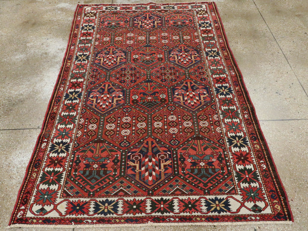 Vintage Persian Bakhtiari Rug, No.22139 - Gss