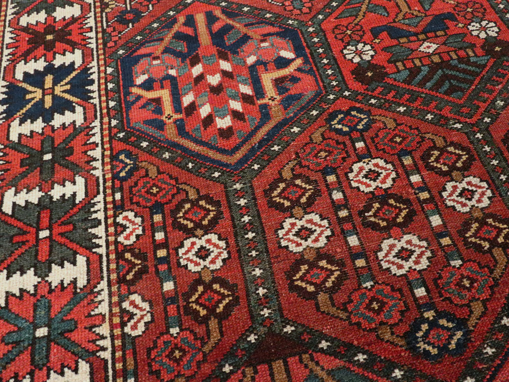 Vintage Persian Bakhtiari Rug, No.22139 - Gss