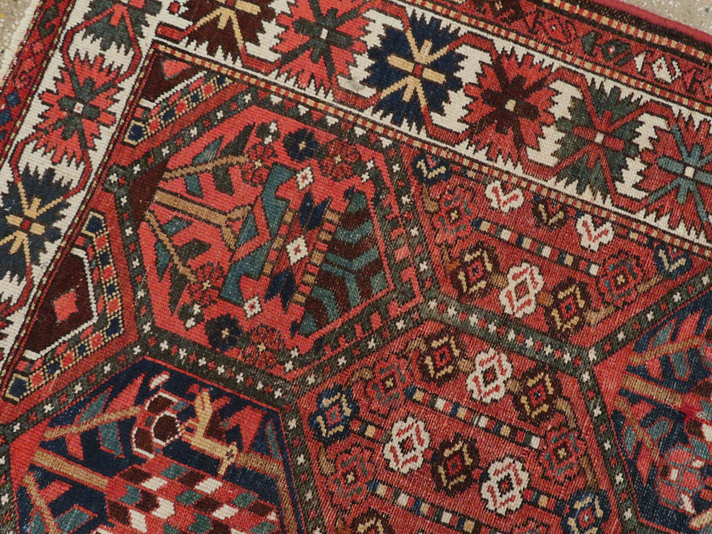 Vintage Persian Bakhtiari Rug, No.22139 - Gss