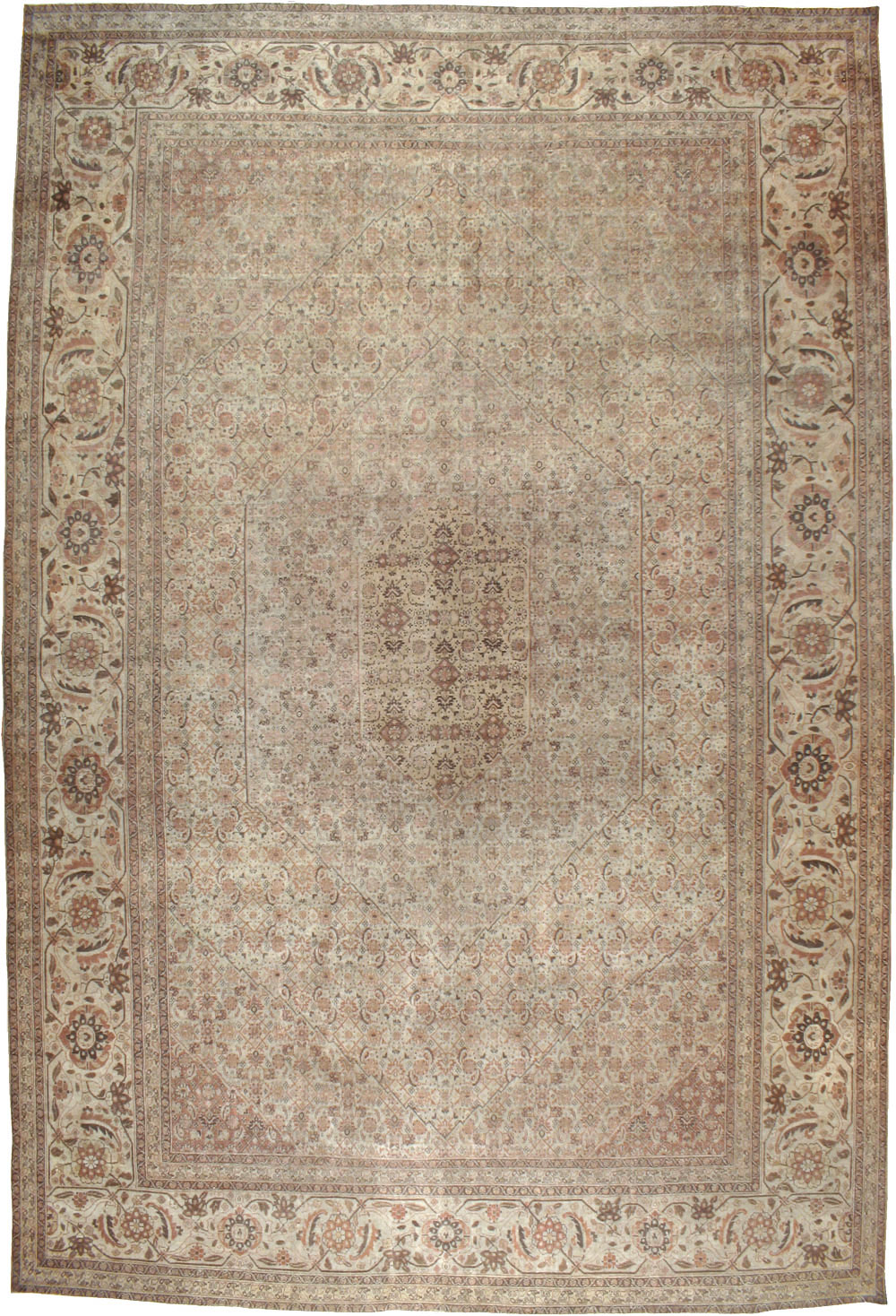 Antique Persian Tabriz Carpet, No.22148 - Gss