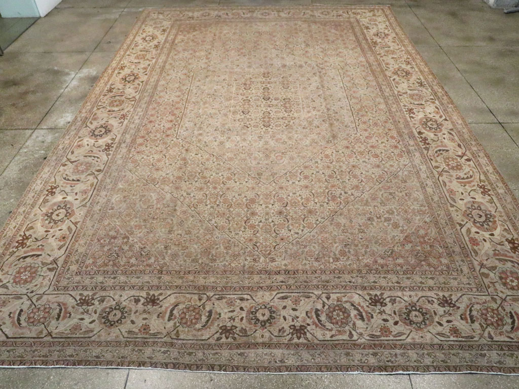 Antique Persian Tabriz Carpet, No.22148 - Gss